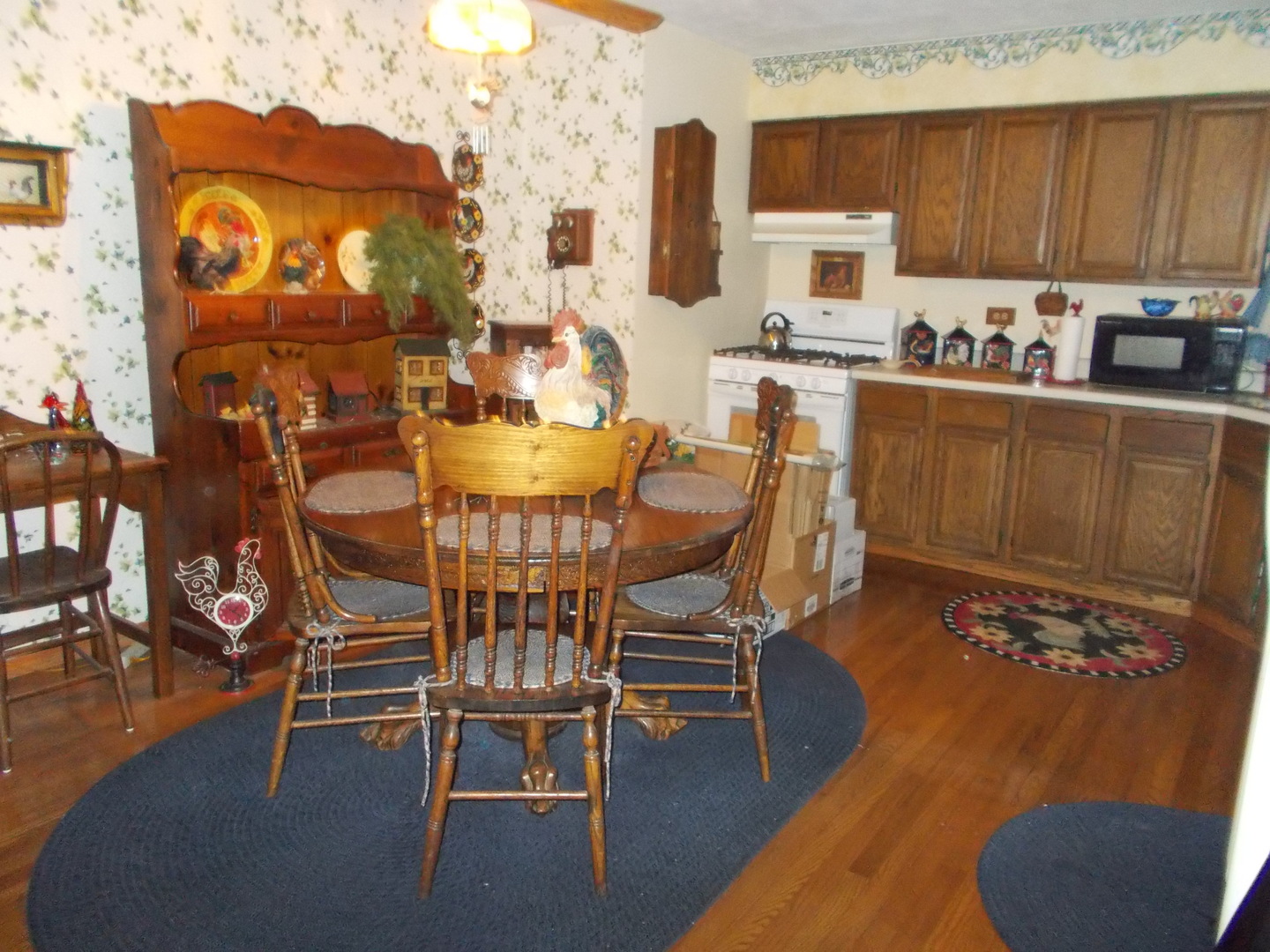 905 WINTHROP Court