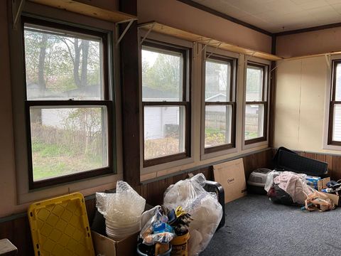 Tiny photo for 22 S Archer Avenue, Mundelein, IL 60060 (MLS # 12628852)