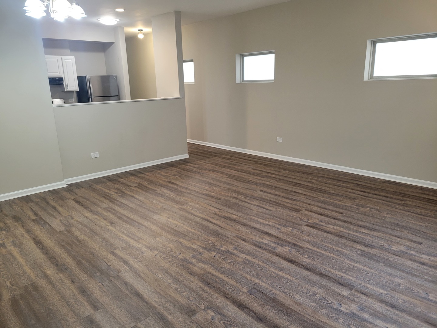 817 S Kedzie Avenue 1