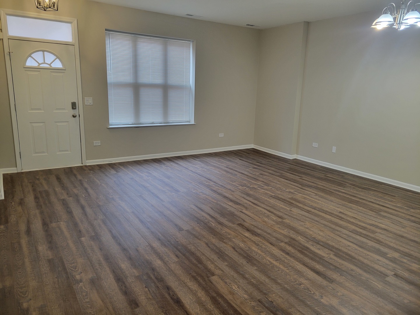 817 S Kedzie Avenue 1