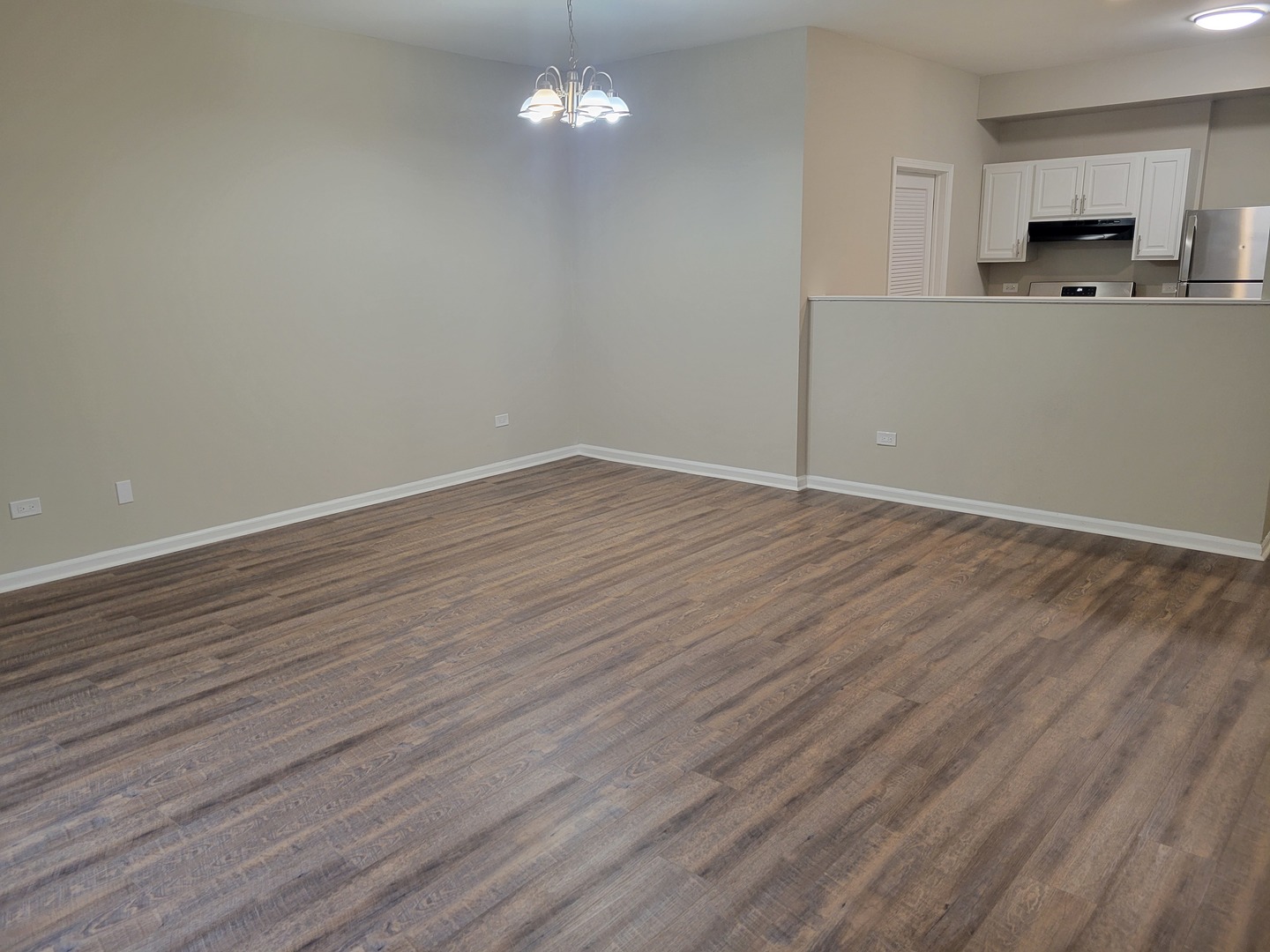 817 S Kedzie Avenue 1