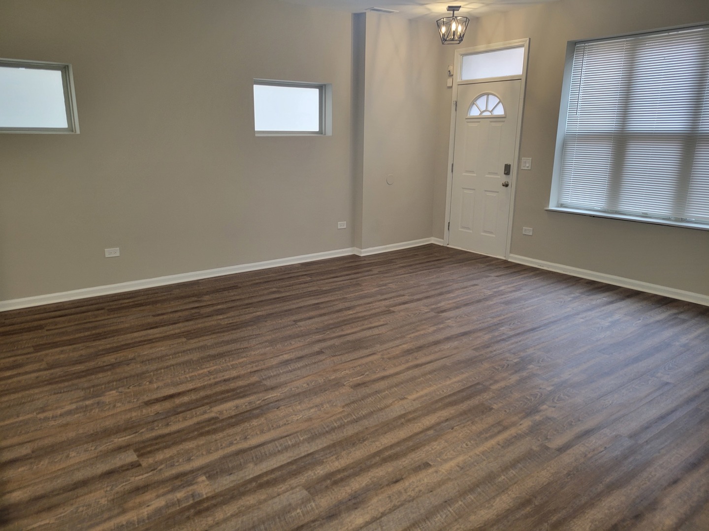 817 S Kedzie Avenue 1