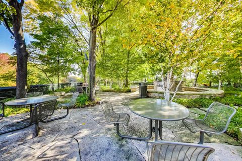 Tiny photo for 505 N Lake Shore Drive #5302, Chicago, IL 60611 (MLS # 12592209)