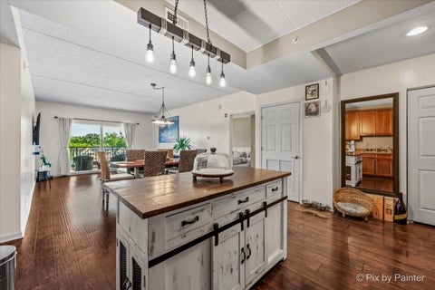 Tiny photo for 125 Lakeview Drive #403, Bloomingdale, IL 60108 (MLS # 12744217)