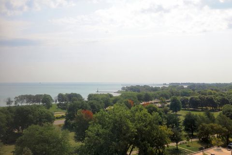 Tiny photo for 5455 N Sheridan Road #1212, Chicago, IL 60640 (MLS # 12447553)
