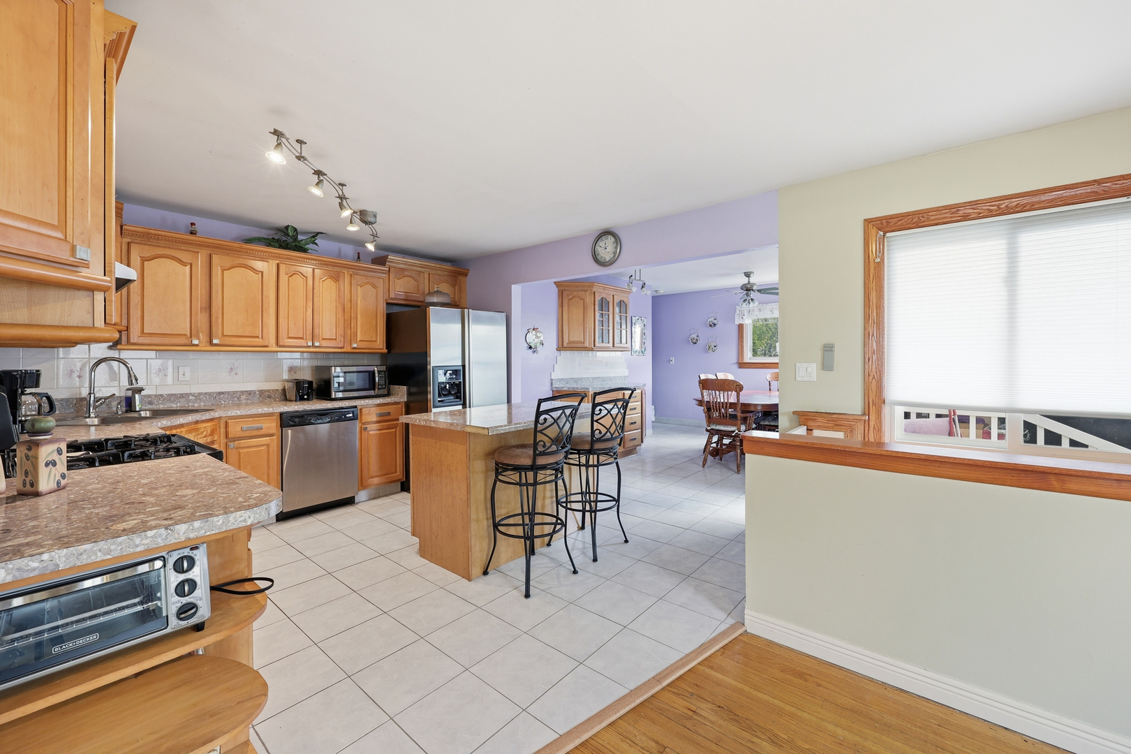 329 E Myrick Avenue