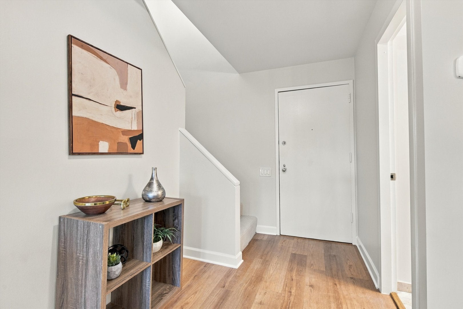 1169 S Plymouth Court 105