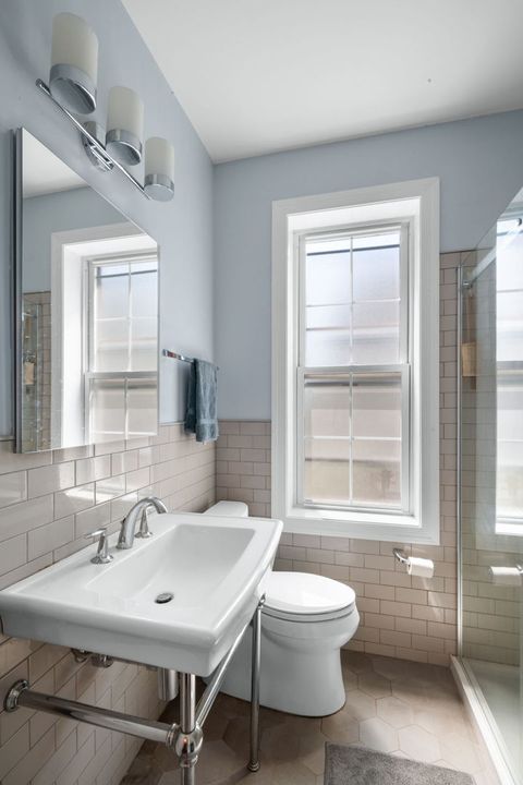 Tiny photo for 1424 E 58th Street #3, Chicago, IL 60637 (MLS # 12415533)