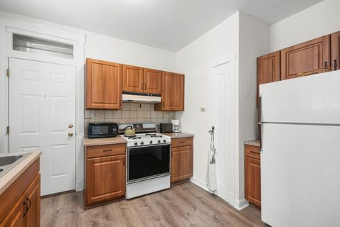 Tiny photo for 1424 E 58th Street #3, Chicago, IL 60637 (MLS # 12415533)