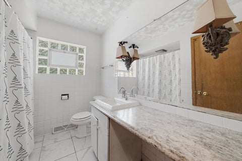 Tiny photo for 15531 Woodlawn East Avenue, South Holland, IL 60473 (MLS # 12741851)