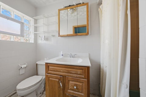Tiny photo for 15531 Woodlawn East Avenue, South Holland, IL 60473 (MLS # 12741851)