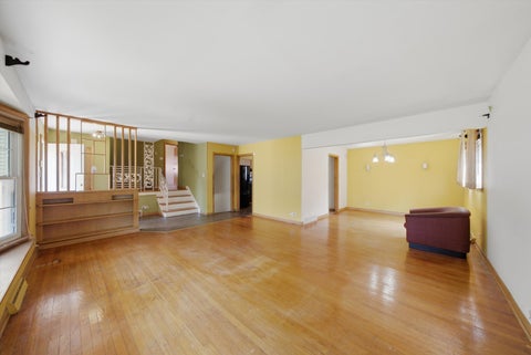 Tiny photo for 15531 Woodlawn East Avenue, South Holland, IL 60473 (MLS # 12741851)
