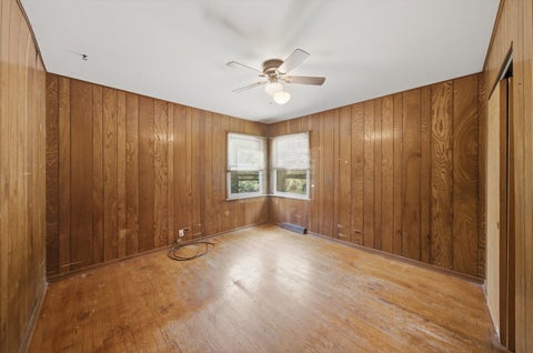 Tiny photo for 15531 Woodlawn East Avenue, South Holland, IL 60473 (MLS # 12741851)