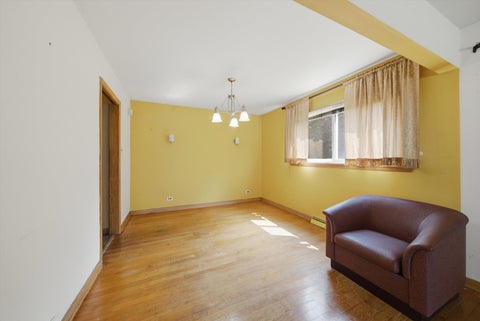 Tiny photo for 15531 Woodlawn East Avenue, South Holland, IL 60473 (MLS # 12741851)