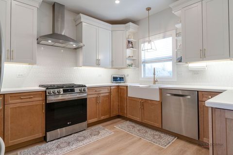 Tiny photo for 3115 Almond Lane, McHenry, IL 60051 (MLS # 12593141)