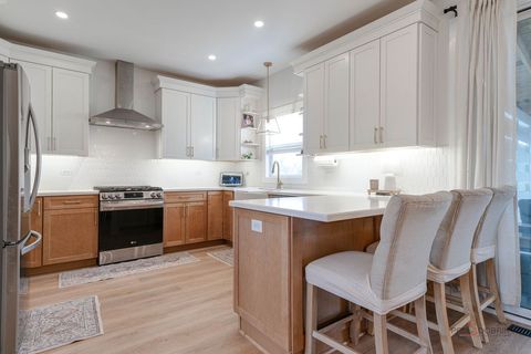 Tiny photo for 3115 Almond Lane, McHenry, IL 60051 (MLS # 12593141)