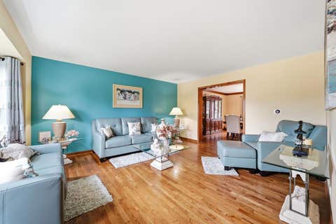 Tiny photo for 567 Warbler Drive, Bolingbrook, IL 60440 (MLS # 12713236)