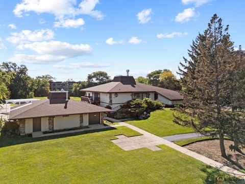 Tiny photo for 1275 E Baldwin Lane #601, Palatine, IL 60074 (MLS # 12530762)