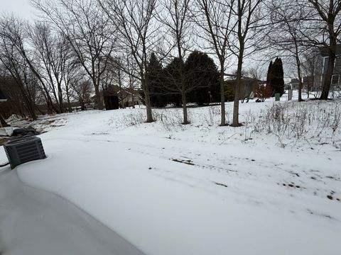 Tiny photo for 1909 S Stone Creek Boulevard, Urbana, IL 61802 (MLS # 12561157)
