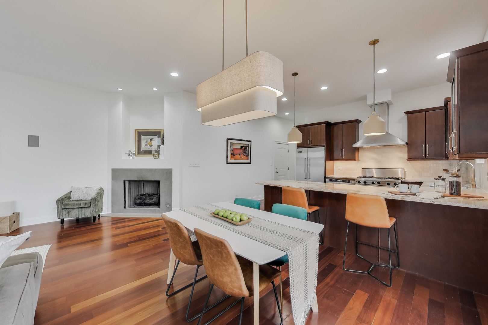 1169 W Madison Street 4W