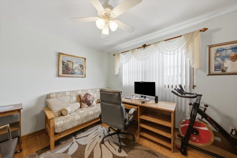Tiny photo for 9171 Nashville Avenue, Oak Lawn, IL 60453 (MLS # 12691487)