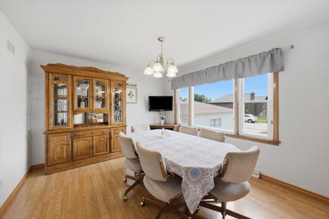 Tiny photo for 9171 Nashville Avenue, Oak Lawn, IL 60453 (MLS # 12691487)