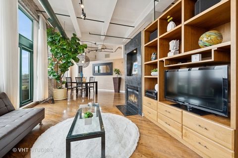 Tiny photo for 2222 W Diversey Avenue #407, Chicago, IL 60647 (MLS # 12450329)
