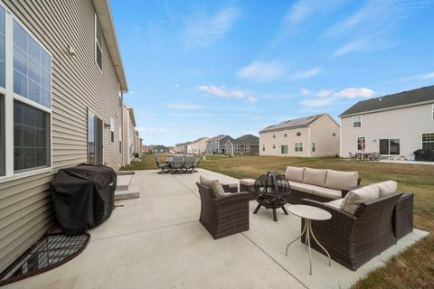 Tiny photo for 1427 Garfield Drive, Elburn, IL 60119 (MLS # 12484077)