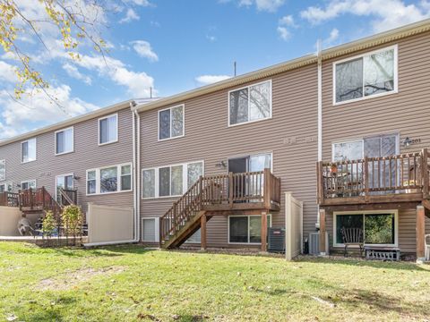 Tiny photo for 103 Locksley Drive, Streamwood, IL 60107 (MLS # 12508200)