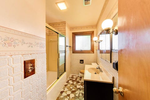 Tiny photo for 411 N Highview Avenue, Elmhurst, IL 60126 (MLS # 12773133)