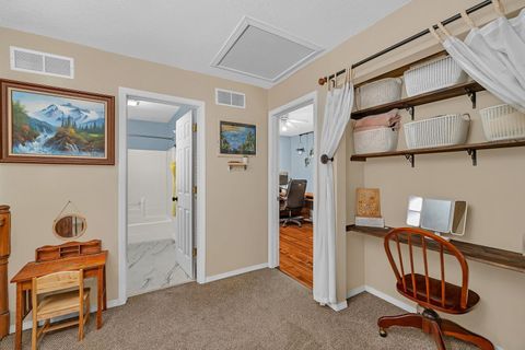 Tiny photo for 302 N Canal Street, Newark, IL 60541 (MLS # 12525035)