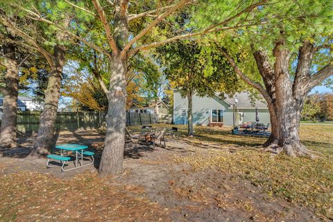 Tiny photo for 302 N Canal Street, Newark, IL 60541 (MLS # 12525035)