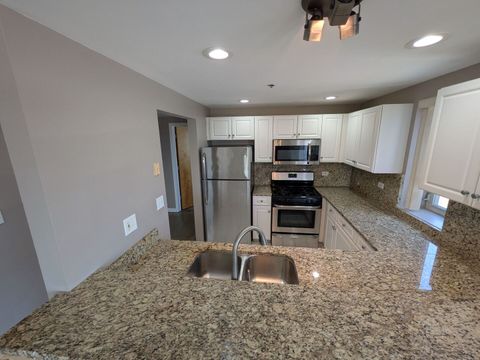 Tiny photo for 6238 26th Street #504, Berwyn, IL 60402 (MLS # 12617235)