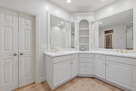 Tiny photo for 1235 Arborside Drive, Aurora, IL 60502 (MLS # 12670492)
