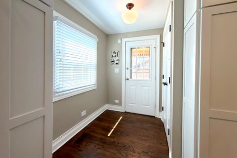 Tiny photo for 16 S Hi Lusi Avenue, Mount Prospect, IL 60056 (MLS # 12605981)