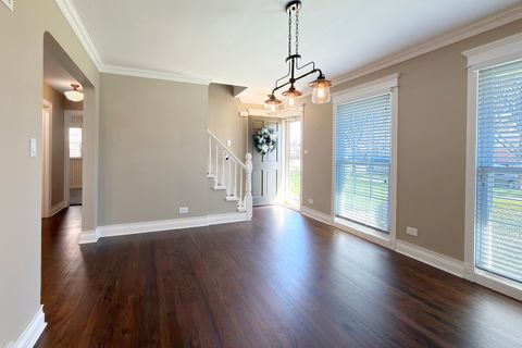 Tiny photo for 16 S Hi Lusi Avenue, Mount Prospect, IL 60056 (MLS # 12605981)