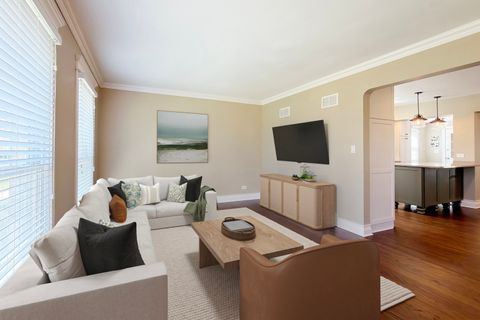 Tiny photo for 16 S Hi Lusi Avenue, Mount Prospect, IL 60056 (MLS # 12605981)