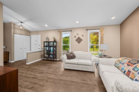 Tiny photo for 1286 Gail Drive, Buffalo Grove, IL 60089 (MLS # 12494799)