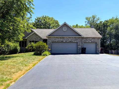 Photo of 5101 Eagles Roost, Richmond, IL 60071 (MLS # 12723520)