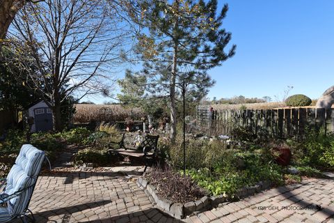Tiny photo for 2020 Harrison Avenue, Mundelein, IL 60060 (MLS # 12507014)