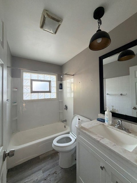Tiny photo for 15221 Oak Street, Dolton, IL 60419 (MLS # 12764898)