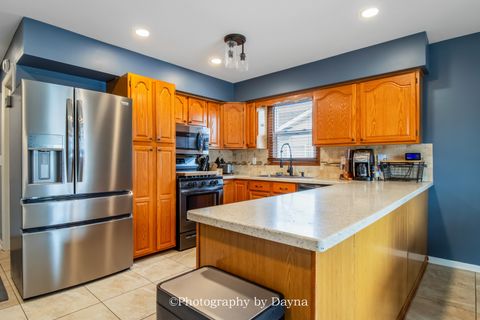 Tiny photo for 609 N Monroe Avenue, Bradley, IL 60915 (MLS # 12586295)