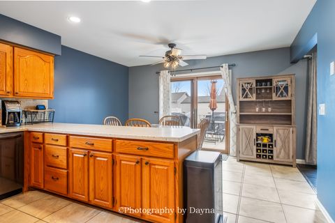 Tiny photo for 609 N Monroe Avenue, Bradley, IL 60915 (MLS # 12586295)