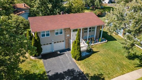 Tiny photo for 601 Derbyshire Lane, Bolingbrook, IL 60440 (MLS # 12471694)