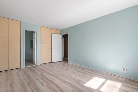 Tiny photo for 601 Derbyshire Lane, Bolingbrook, IL 60440 (MLS # 12471694)