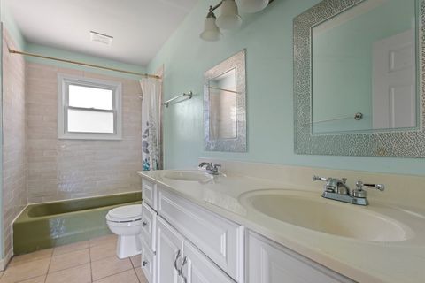 Tiny photo for 601 Derbyshire Lane, Bolingbrook, IL 60440 (MLS # 12471694)