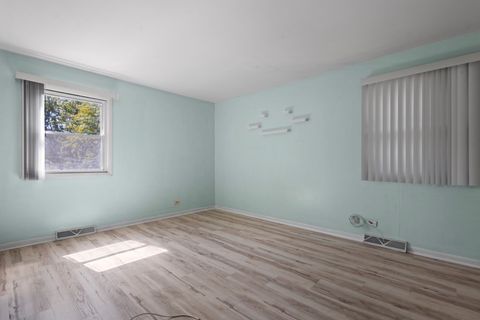 Tiny photo for 601 Derbyshire Lane, Bolingbrook, IL 60440 (MLS # 12471694)