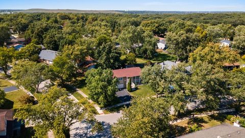 Tiny photo for 601 Derbyshire Lane, Bolingbrook, IL 60440 (MLS # 12471694)