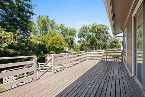 Tiny photo for 601 Derbyshire Lane, Bolingbrook, IL 60440 (MLS # 12471694)