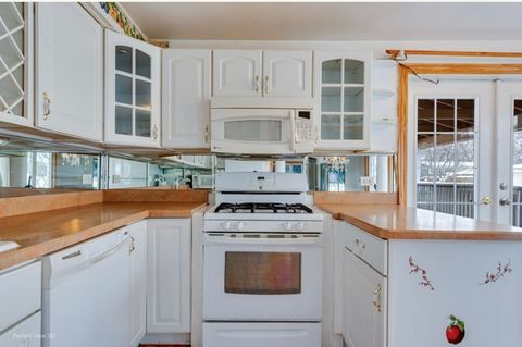 Tiny photo for 10617 S Kenton Avenue, Oak Lawn, IL 60453 (MLS # 12535053)